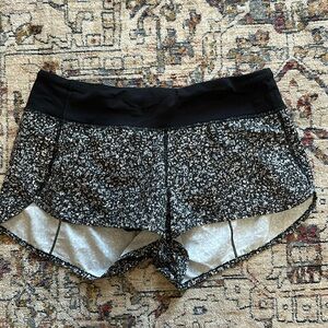 Lululemon speed up short 2.5 inch inseam